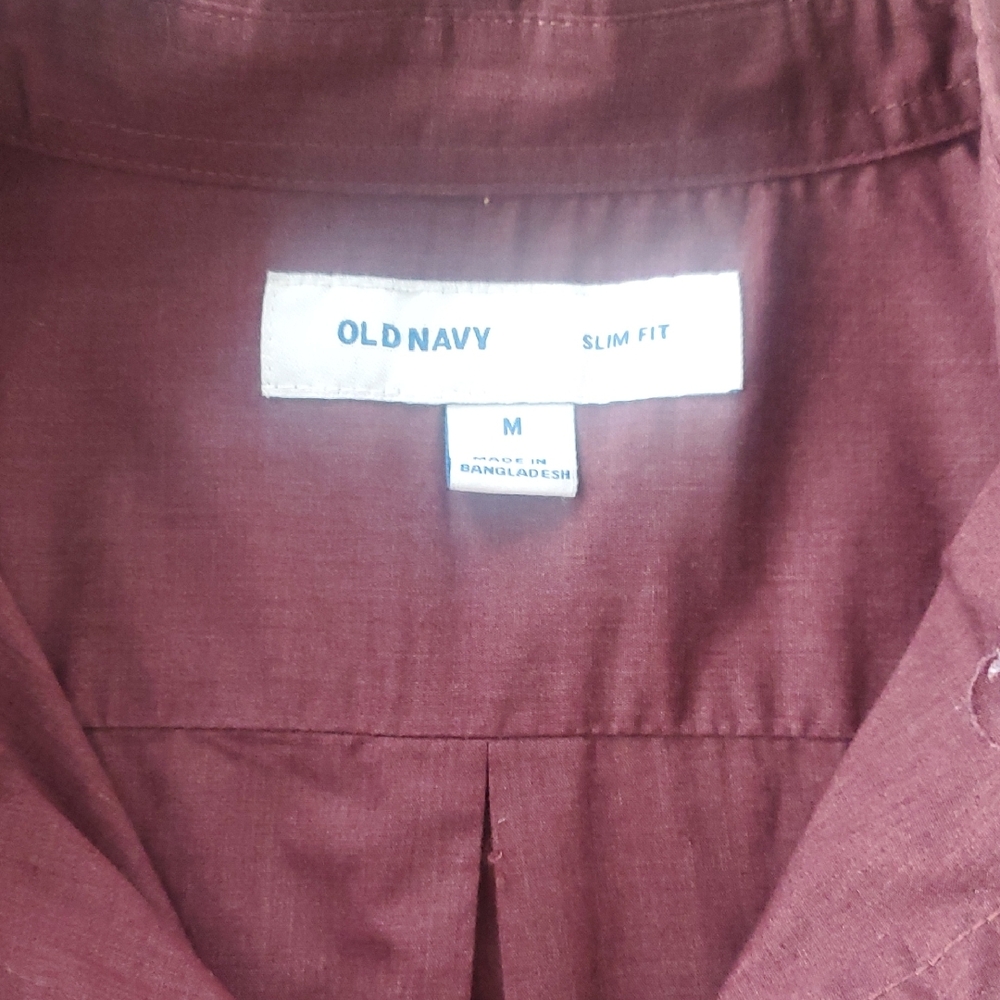 Old Navy Slim Fit Shirt in Raisin Arizona Burgundy  Color